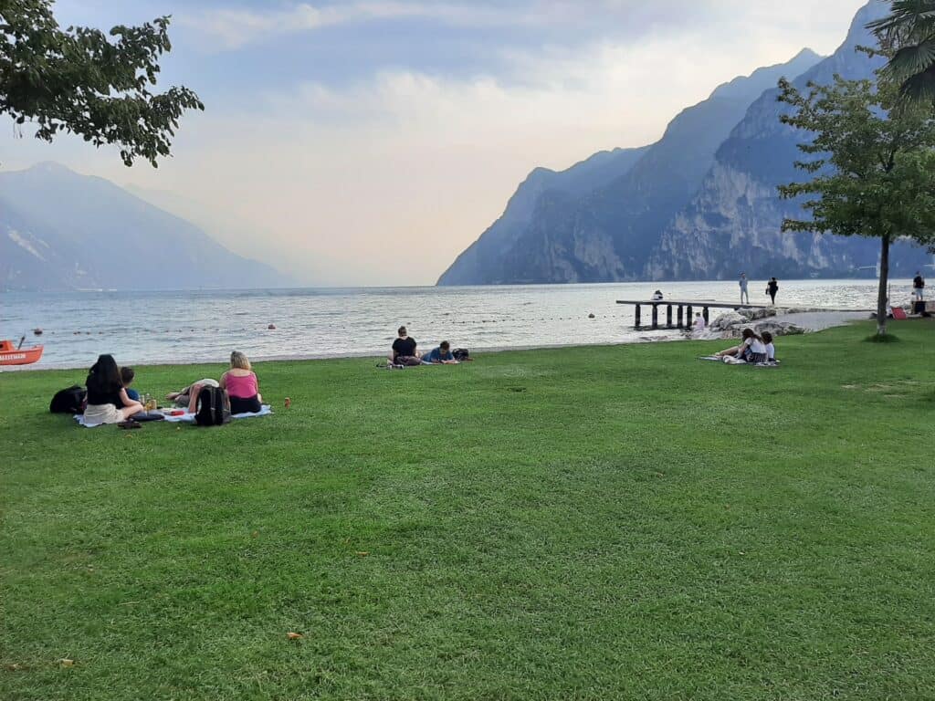 Brzeg jeziora Garda - Riva del Garda